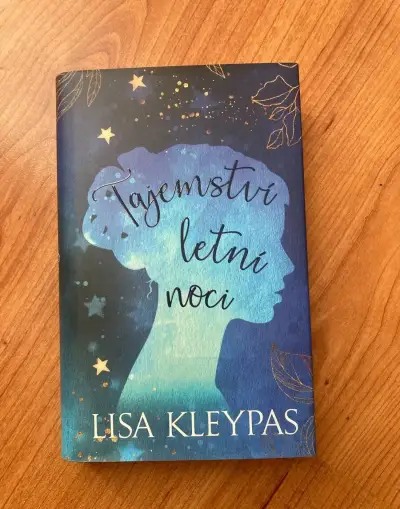 Kniha Tajemství letní noci