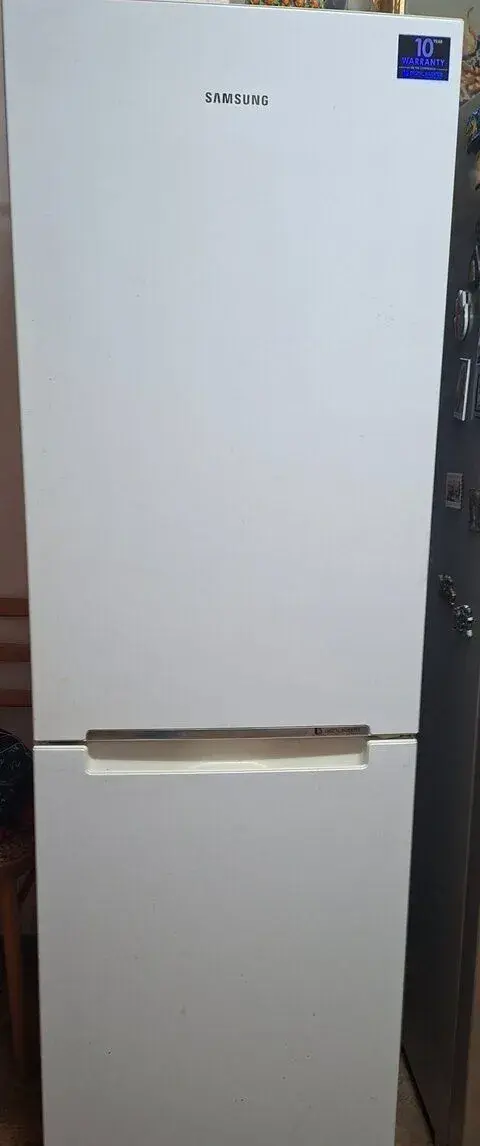 Chladnička s mrazničkou Samsung no frost
