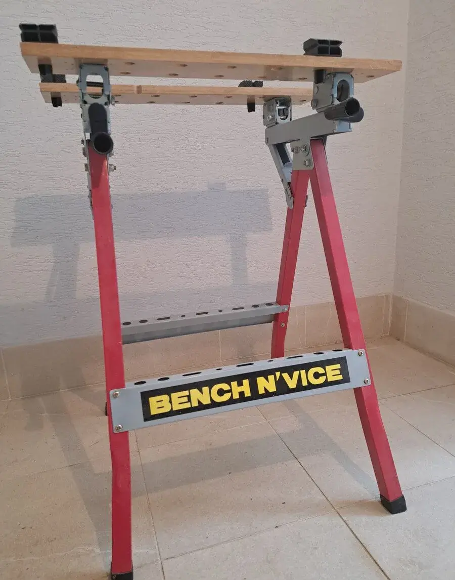 Pracovný stol BENSH N´VICE