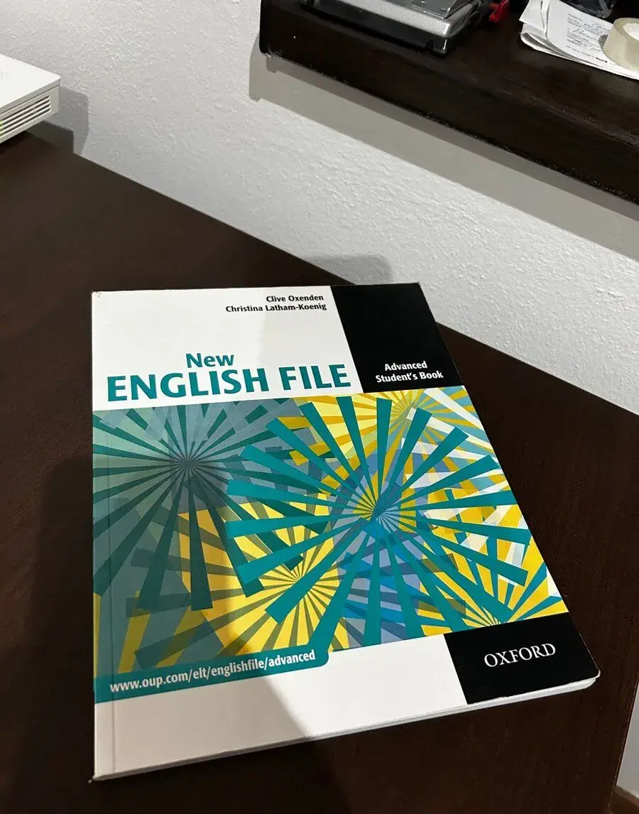 Učebnica New English File