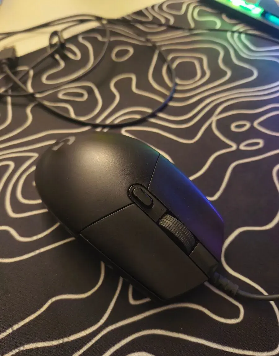 Logitech G102