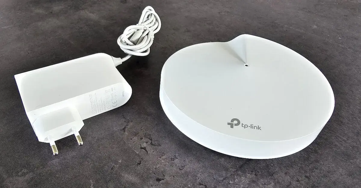 TP-Link Deco M9 Plus AC2200 Mesh Wi-Fi