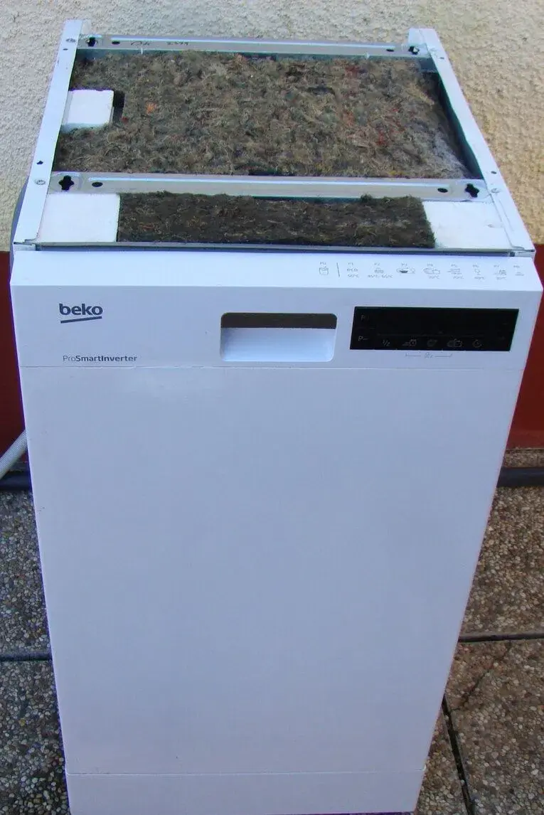 Umývačku riadu BEKO A ++,45 cm šírka