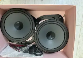 Hertz UNO K 165 komponentné reproduktory 165 mm – 300 W MAX