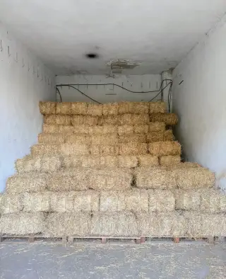 Slama,male balíky
