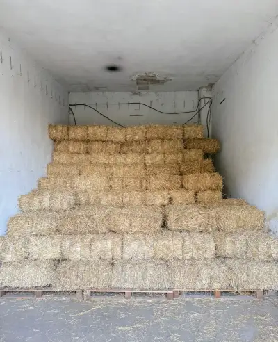 Slama,male balíky