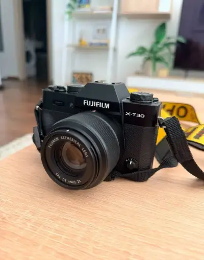 Fujifilm X-T30 II + Fujinon XC 35 mm f/2