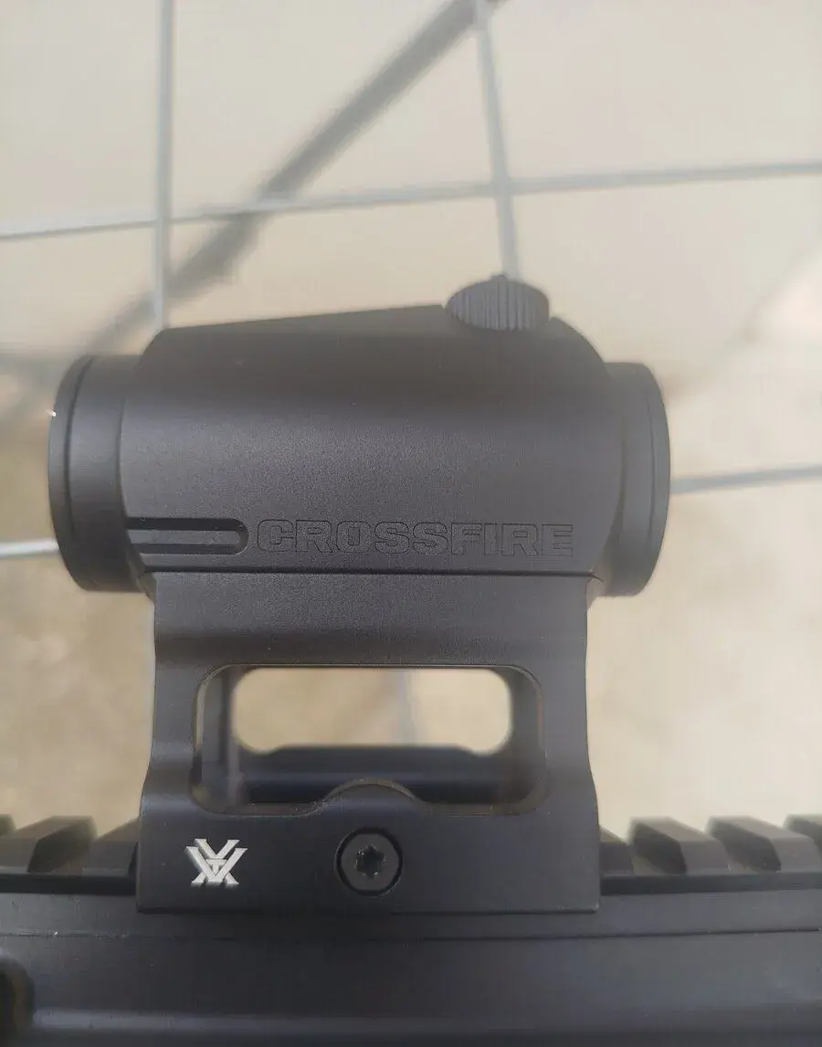 Kolimator Vortex Crossfire na AR 15