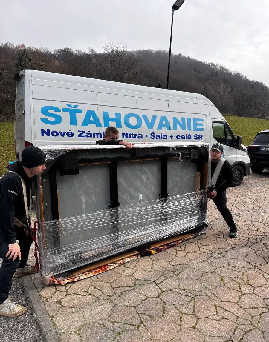 Sťahovanie Nové Zámky a okolie, Vypratávacie služby