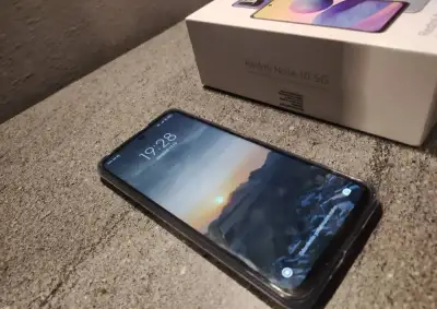 Xiaomi Redmi Note 10 5G 128GB modry