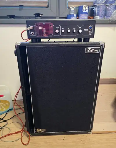 Basgitarovy reprobox 210