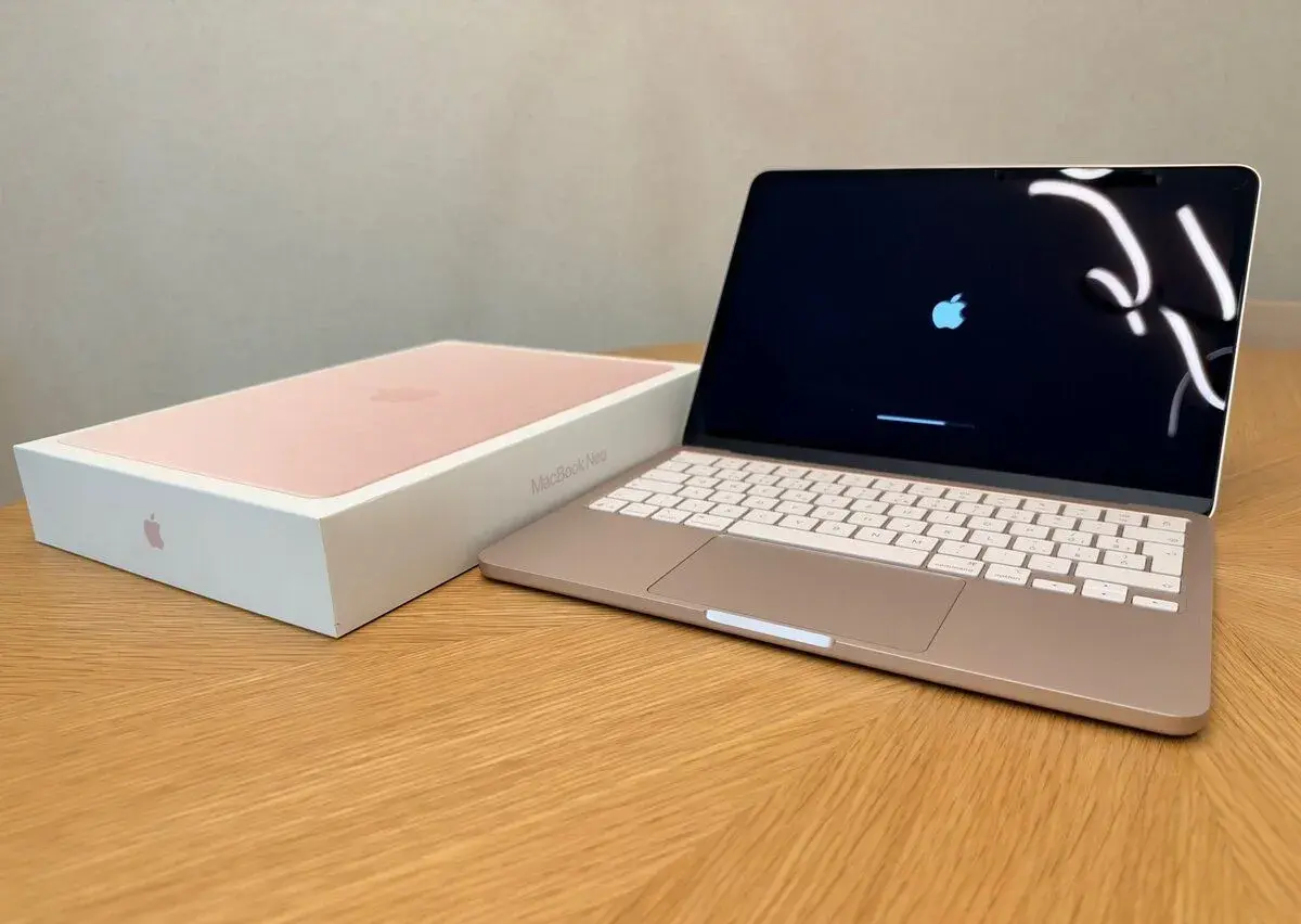 MacBook Neo