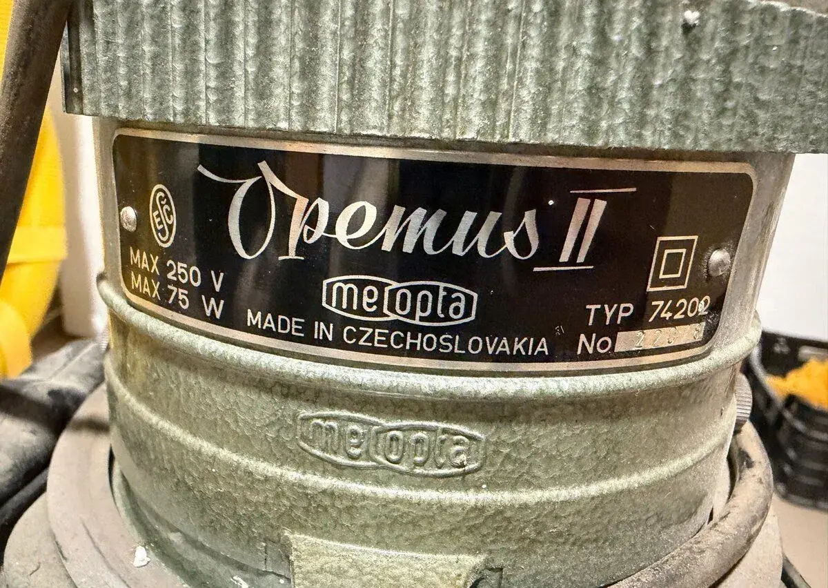 Zväčšovák Meopta Opemus II
