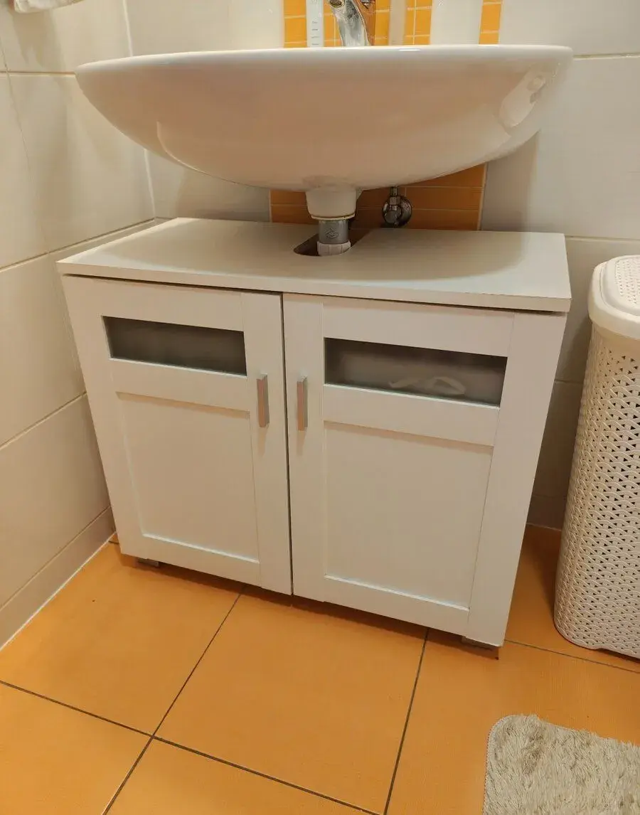 skrinka pod umývadlo