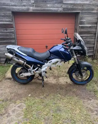 Rozpredám Suzuki v-strom 1000 na ND