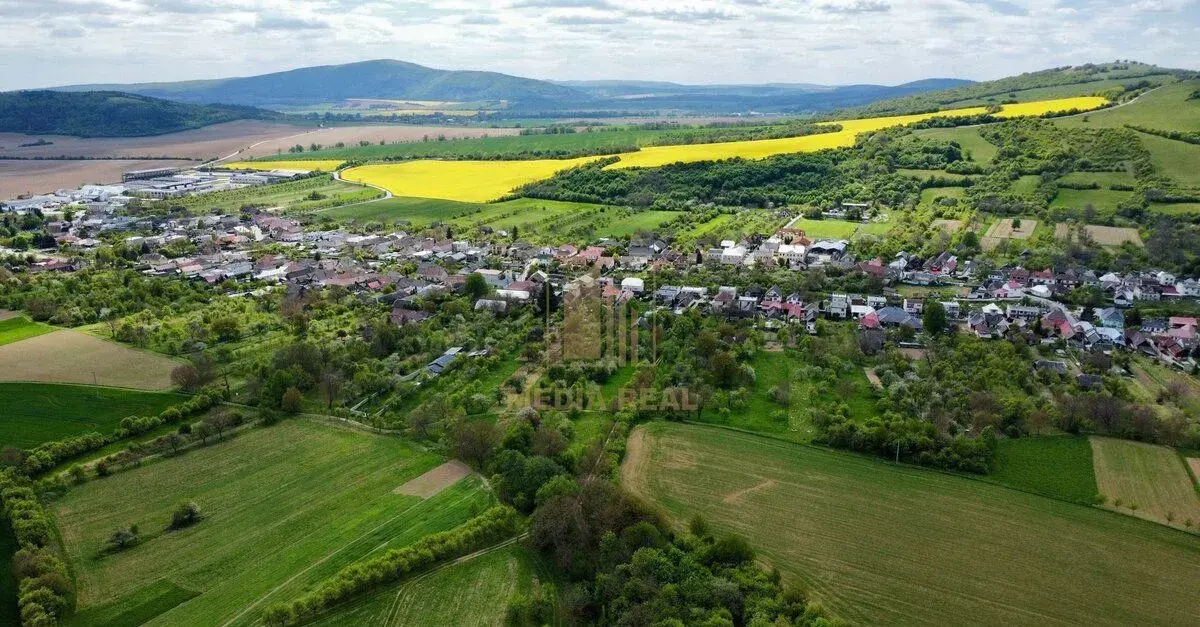 Na predaj pozemok o výmere 3.500 m2 Bošáca