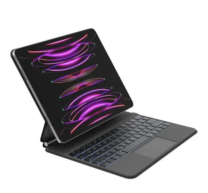 Belkin Pro Keyboard Case pre iPad