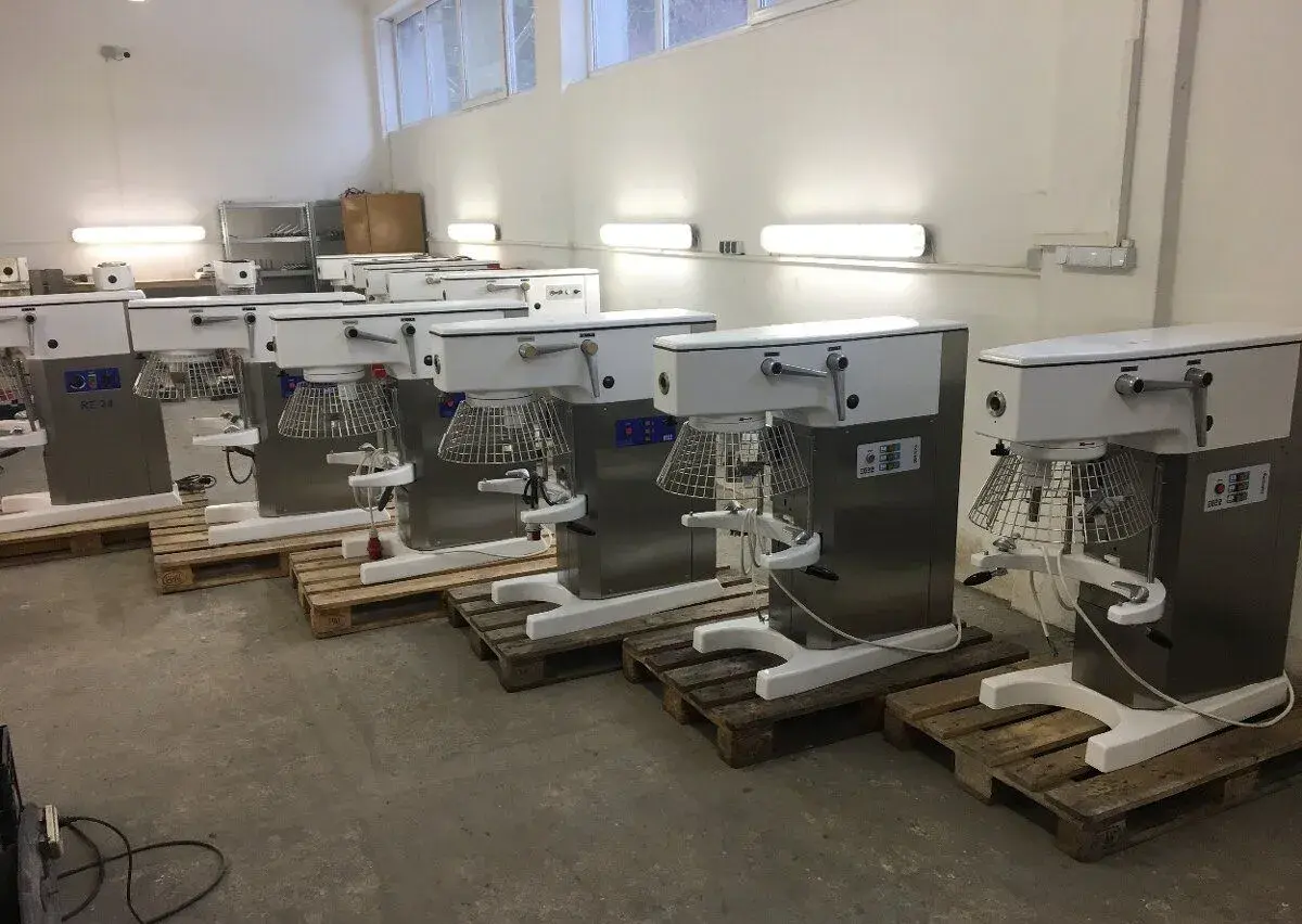 Univerzálny robot Alba RE22 po generálnej oprave