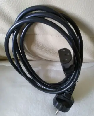 Napájací kábel k PC 1,8 m