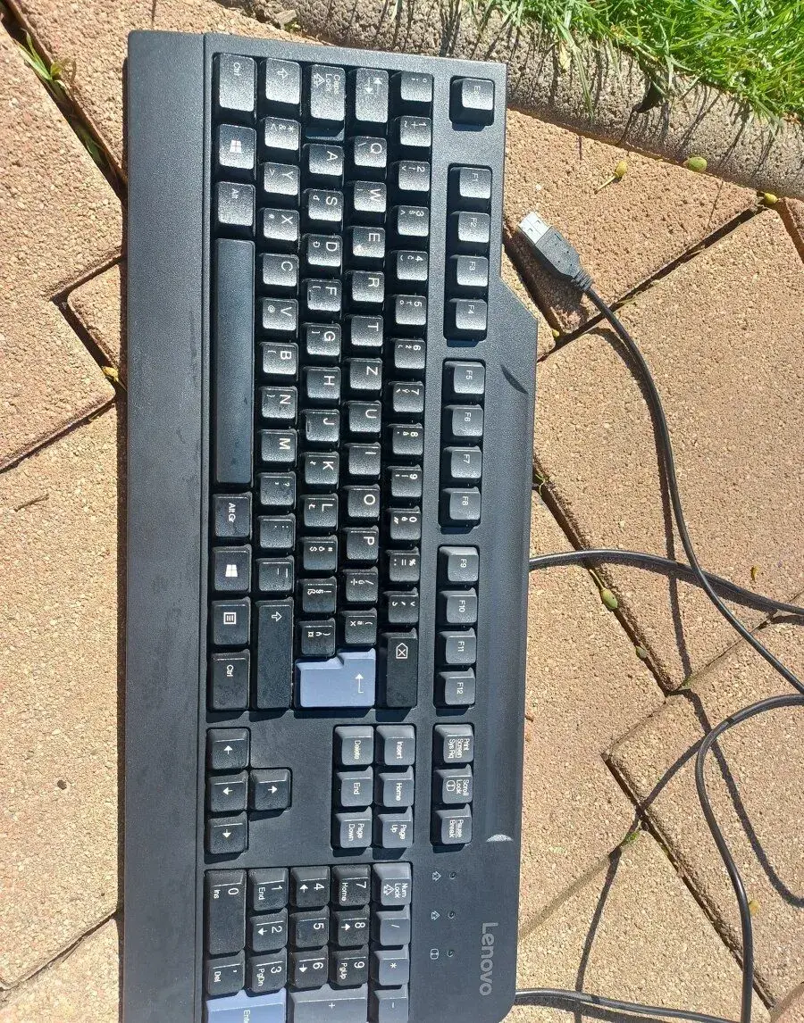 Lenovo klavesnica