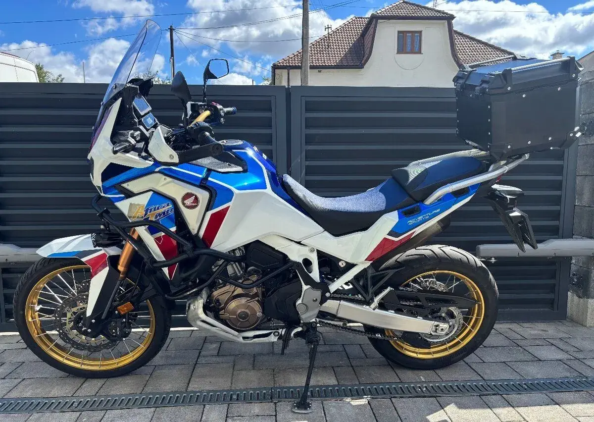 Honda africa twin 1100 adventure sport dct