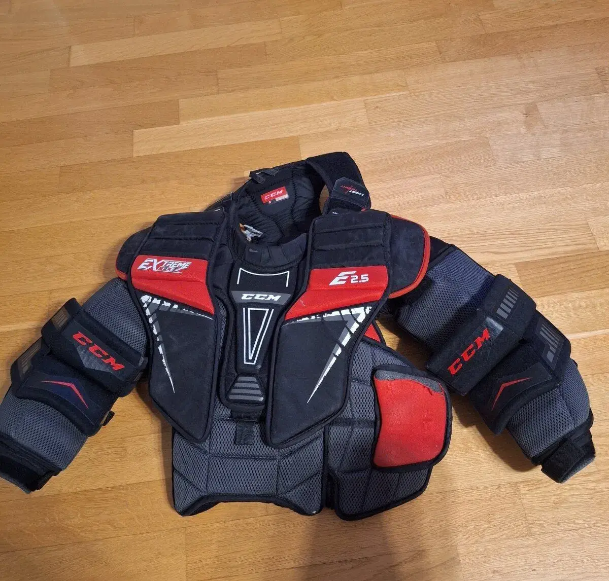 Brankarska vesta ccm E2,5