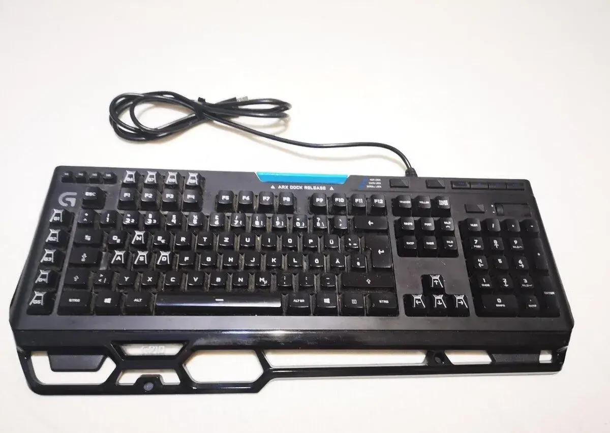 herna klavesnica logitech G910