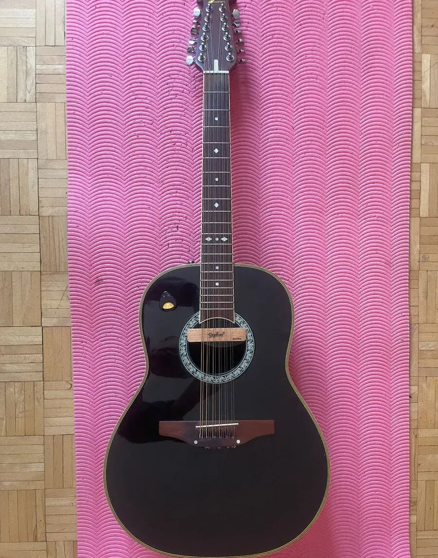 Gitara 12 strunová elektroakustika