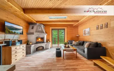 CHATA NA DOMAŠI – NOVÁ KELČA, 10 LÔŽOK, TERASA, VŠETKY IS
