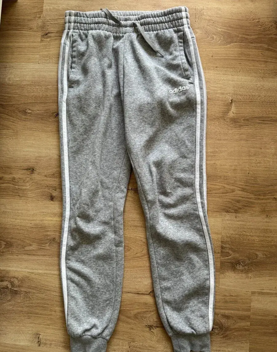 tepláky adidas