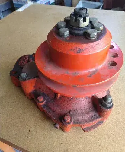 Vodná pumpa SMD, MTZ