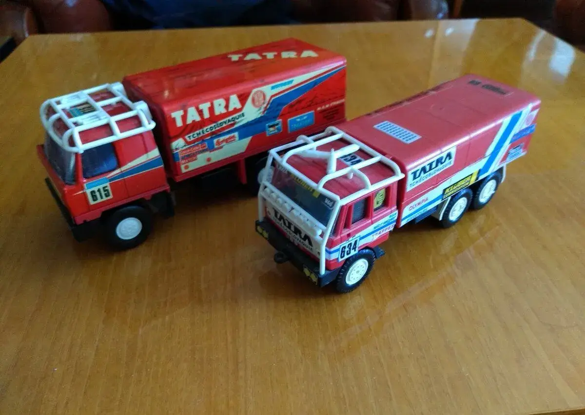 2xTATRA DAKAR-staré hračky čssr
