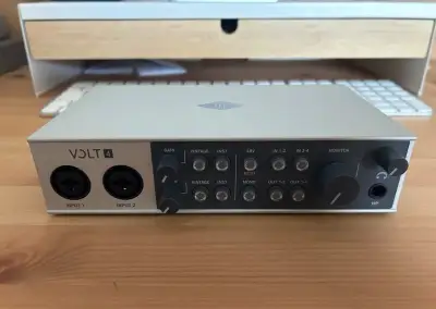 Universal Audio Volt 4 - USB audio interface 4in/4out