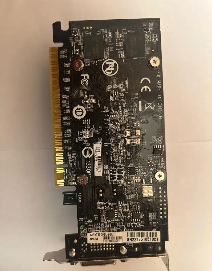 Balík / Lot 6x GIGABYTE GeForce GT 710 2GB GDDR5 (Pasívna /