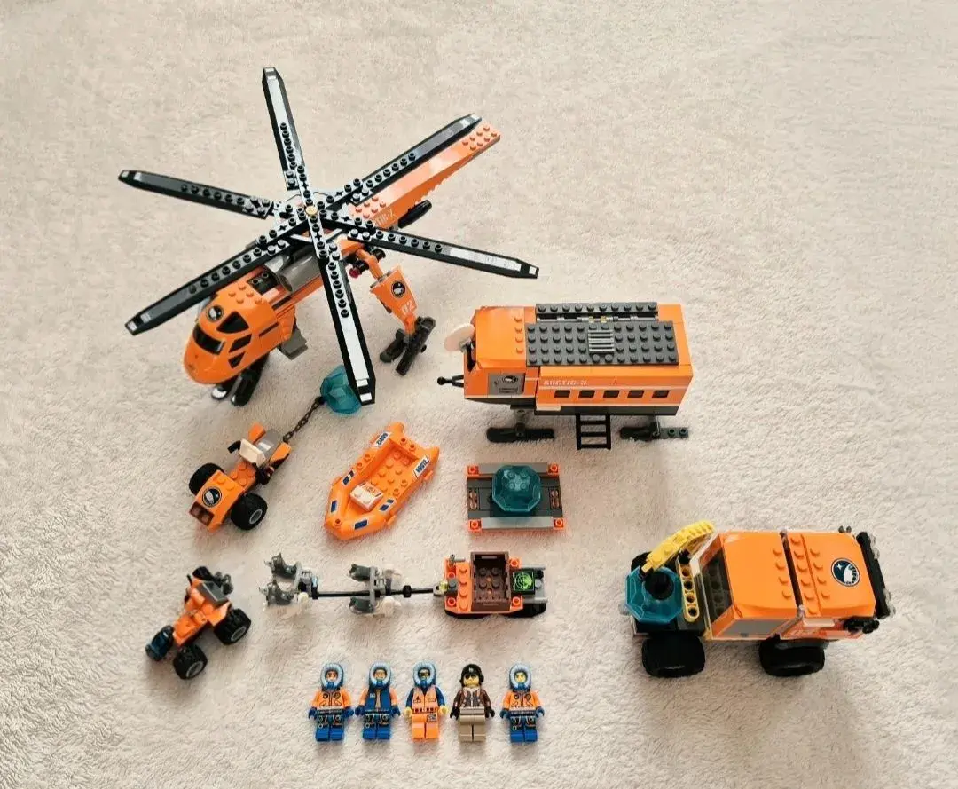 Lego Arctic