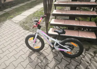 Detský bicykel 12", Specialized