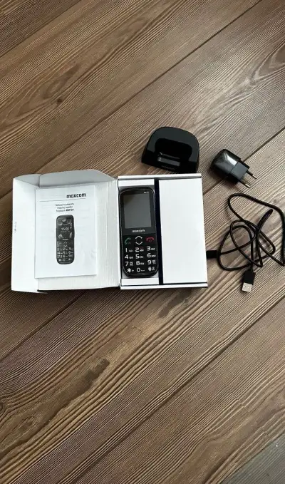 MAXCOM MM724 black, mobil, tlačidlový telefón