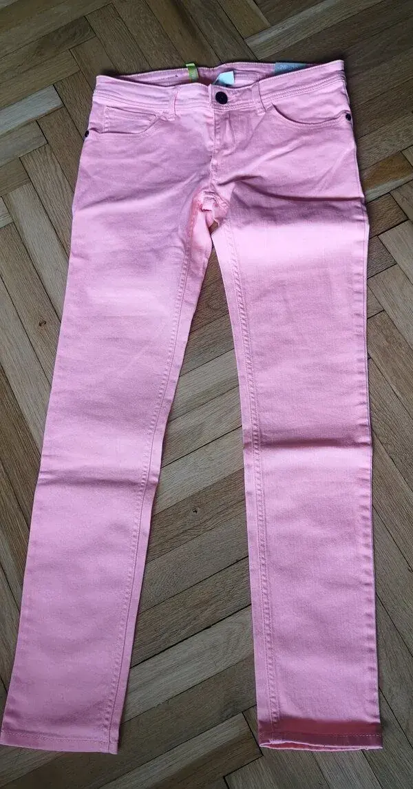 Nove skinny dzinsy Adidas