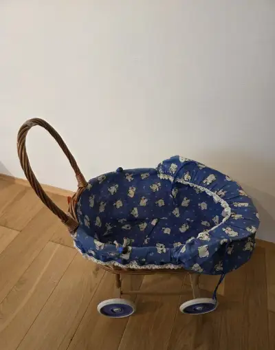 Detský kočík pre bábiky