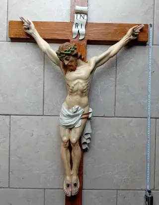 Starý drevený kríž
