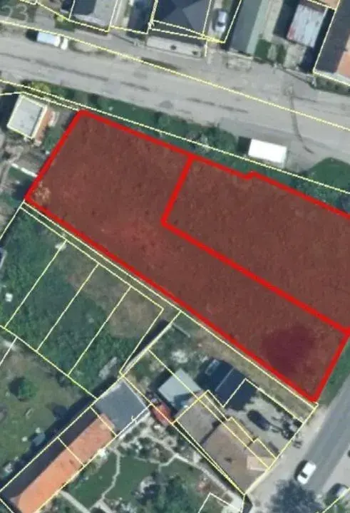 STAVEBNÝ POZEMOK 1 515 m² PRE DEVELOPERSKÝ PROJEKT / VLAST