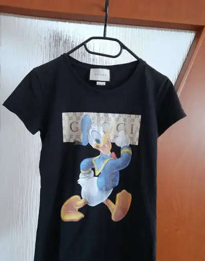 GUCCI damske tricko velkost S/M