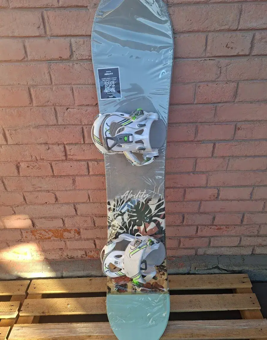 Nový dámsky snowboard HEAD Ability 139 cm s viazaním SP Rage