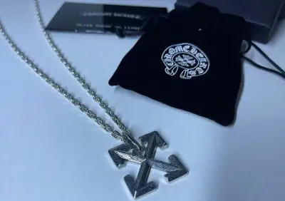 OFF WHITE Chain