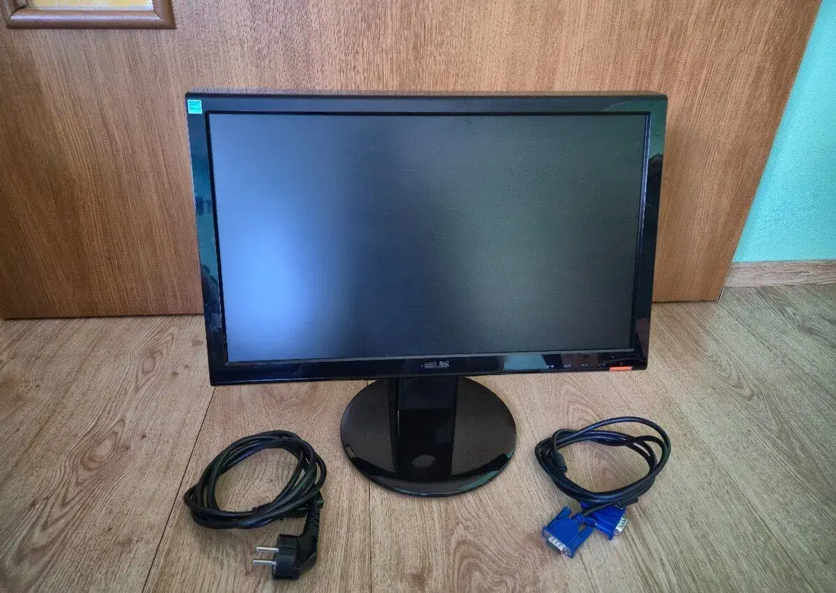 Monitor Asus 19"