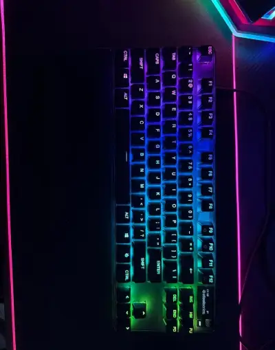 Klávesnicu Steelseries Apex pro TKL wirless