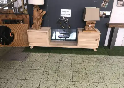 Tv komoda