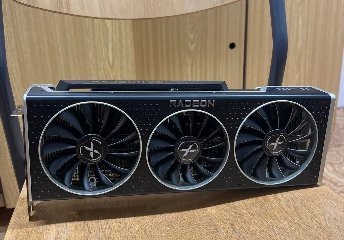 XFX rx 6800XT 16gb