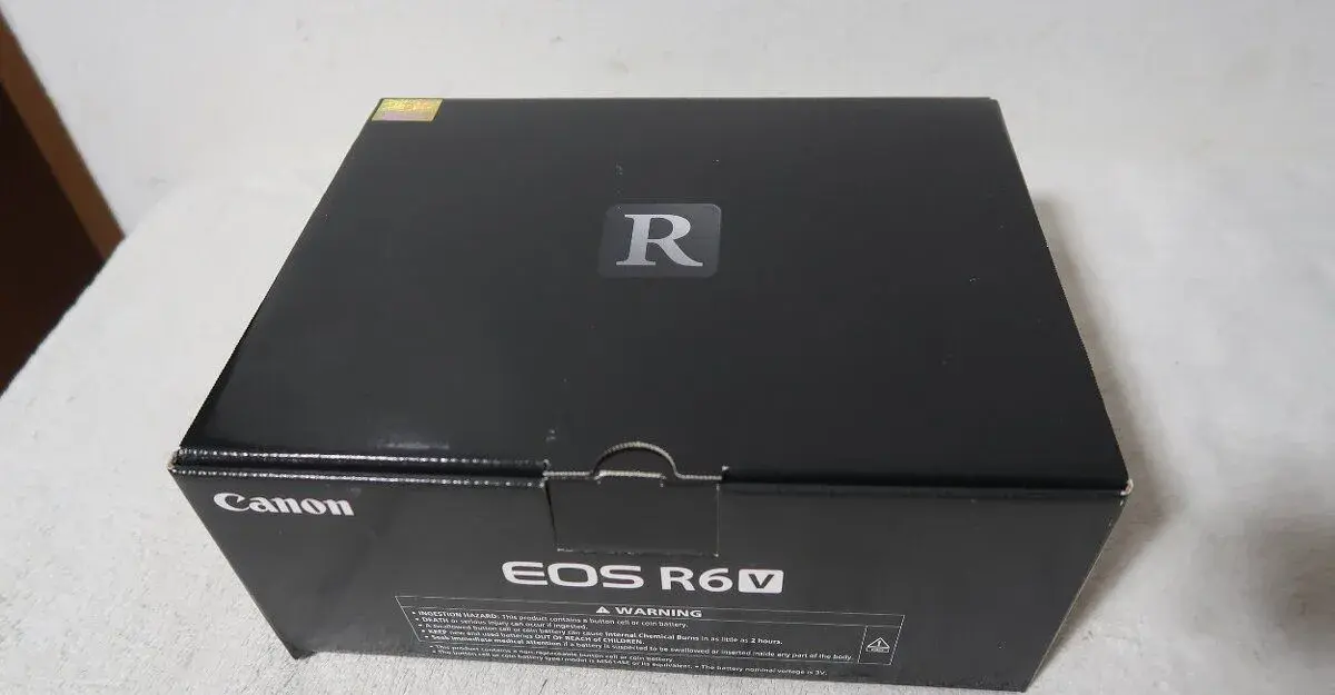 CANON EOS R6 V