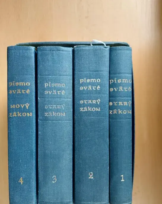 Biblia v štyroch zvazkoch